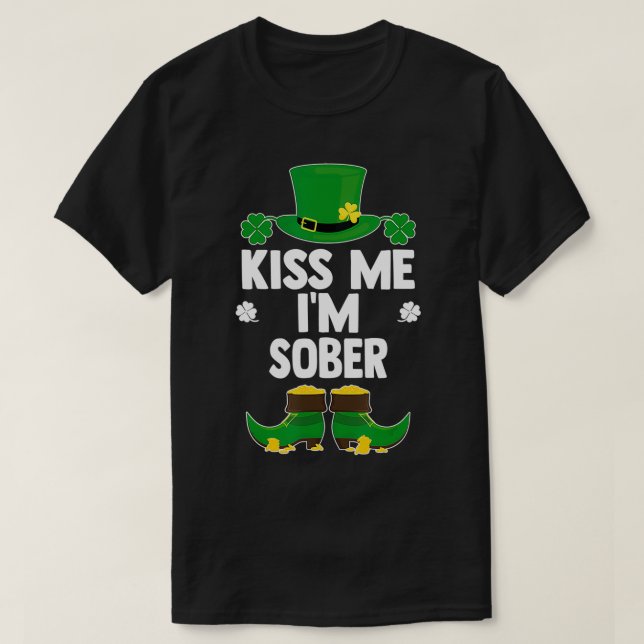 Kiss Me Im Sober Funny Saint patrick Firande T Shirt (Design framsida)