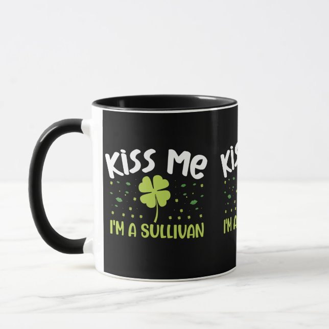 Kiss Me jag är en Sullivan - efternamn Sullivan Mugg (Vänster)