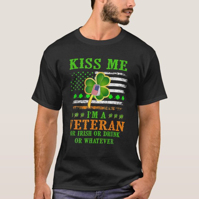 Kiss Me, jag är en veteran Irish St patrick's day  T Shirt (Framsida)