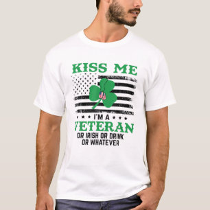 Kiss Me jag är en veteransk irländsk St patrick' T Shirt