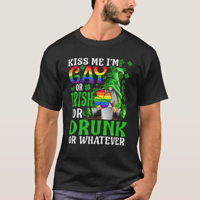 Kiss Me jag är Gay eller Irish eller Drunk St Patr T Shirt (Framsida)