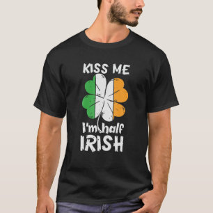 Kiss Me, jag är halv Irish Shamrock Ireland St. Pa T Shirt