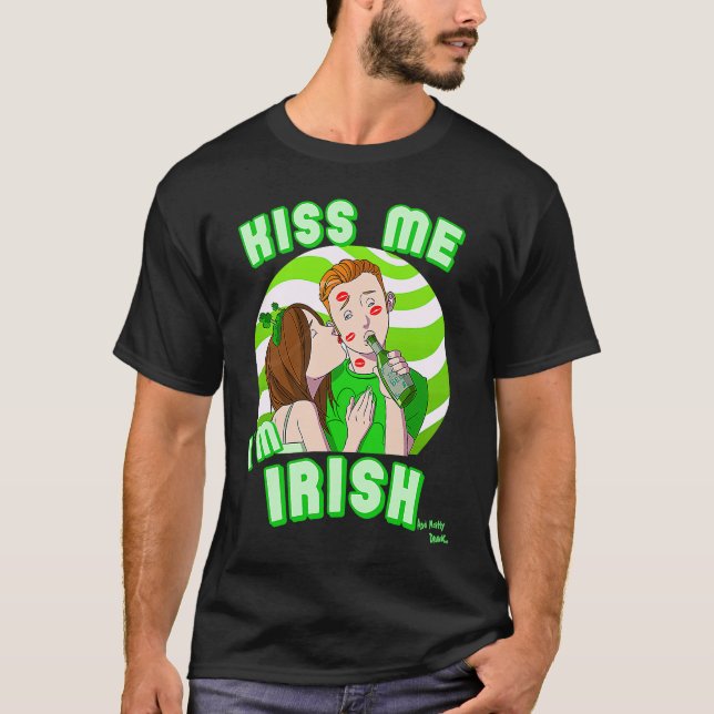 Kiss Me Jag är Irish Couple St patricks day T Shirt (Framsida)