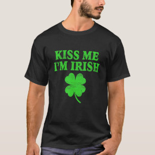 Kiss Me Jag är Irish Funny Shamrock St Patrick Day T Shirt