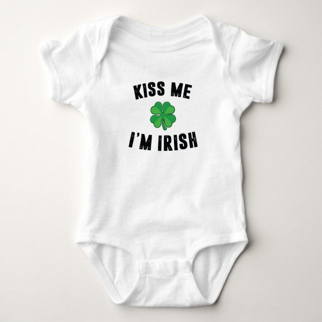 Kiss me jag är irish t shirt (Framsida)