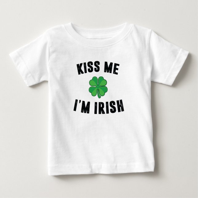 Kiss me jag är irish t shirt (Framsida)