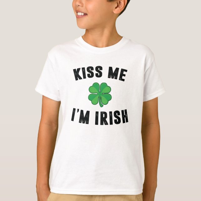 Kiss me jag är irish t shirt (Framsida)