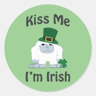 Kiss Me jag är Irish Yeti Runt Klistermärke