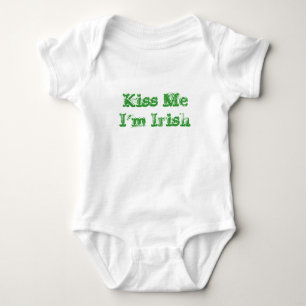 Kiss Me jag är irländsk T Shirt
