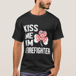 Kiss Me Series (jag är brandman) Manar T-Shirt