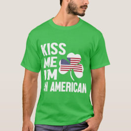 Kiss Me Series (jag är en amerikan) Manar T-Shirt