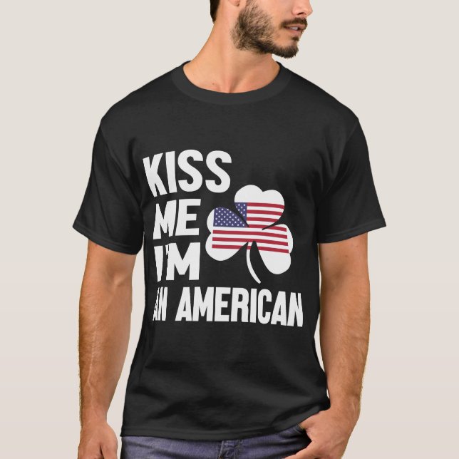 Kiss Me Series (jag är en amerikan) Manar T-Shirt (Framsida)
