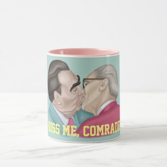 Kiss mig kamrat - Brezhnev kysser Honecker Mugg (Center)