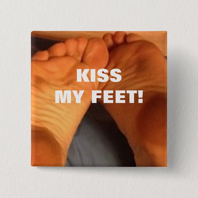 KISS MITT FOT! KNAPP (Framsida)