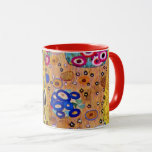 Kiss Mönster av Gustav Klimt, Art nouveau Mugg<br><div class="desc">Gustav Klimts Kiss (närmare mönster) är en vintage bra konst Viktorian Era Symbolism-målning. Denna detalj kommer från en kärlek och romantik-målning med ett romantiskt par i olika skuggor av guld, symboler och mönster, som delar en kyss mot en brons bakgrund. Om konstnären: Gustav Klimt (1862-1918) var en österrikisk symbolmålare och...</div>