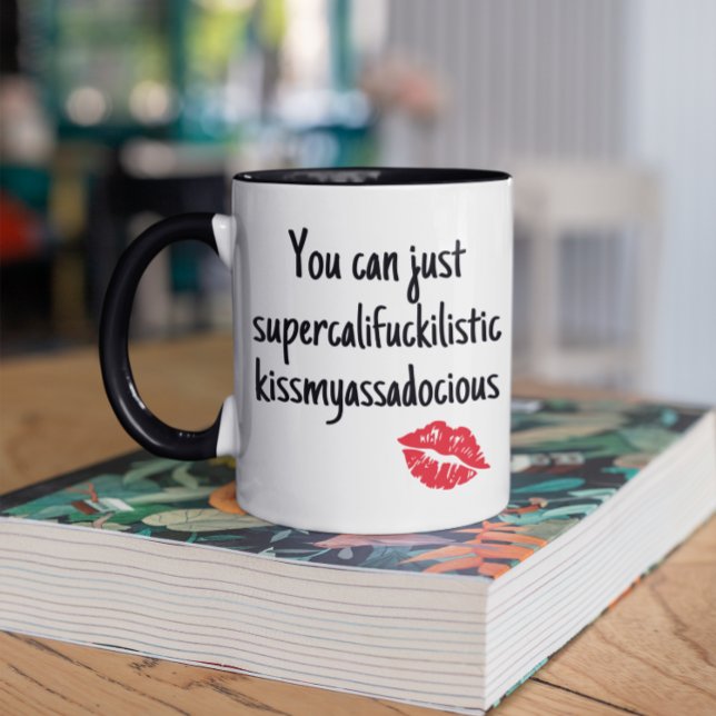 Kiss My Assadocious Handskriftlig Två-Tonad Mugg (Skapare uppladdad)