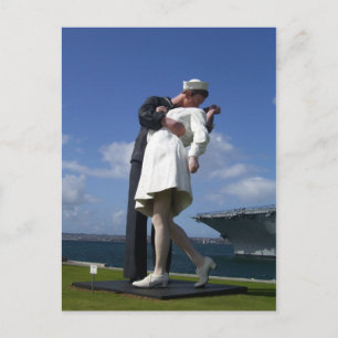 Kiss Statue Vykort