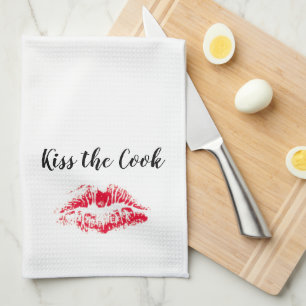 Kiss the Cook Funny Quote White Red Valentines day Kökshandduk