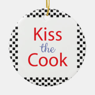 Kiss the Cook Julgransprydnad Keramik