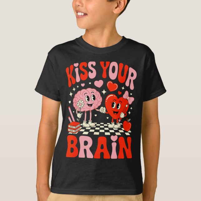 Kiss Your Brain Women Valentine's Day Retro School T Shirt (Framsida)