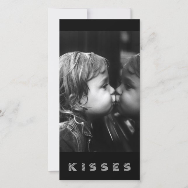 Kisses, flicka som kissar sitt reflekterande B&W-k (Framsida)