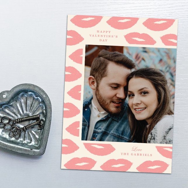 Kisses Modern Flat Valentine Day Card - Rosa Julkort (Skapare uppladdad)