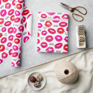 Kisses XOXO Red and Rosa Presentpapper