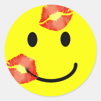 "KISSEY ANSIKTE STICKERS RUNT KLISTERMÄRKE