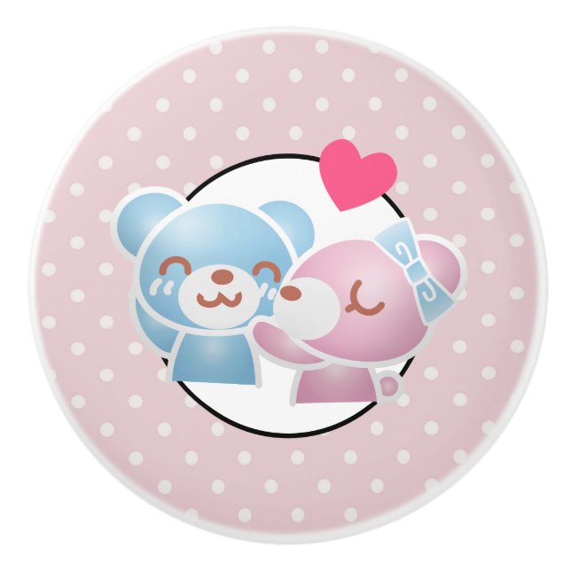 KIssing Bears on Polka dots Cute and Kawaii Knopp (Framsidan)