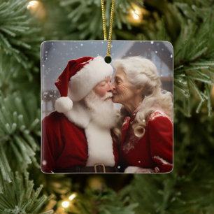 Kissing Mr. och Mrs. Jultomten Julgransprydnad Keramik