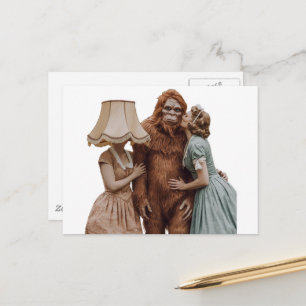 Kissing Sasquatch Vykort