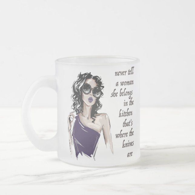 Kitchen Knivar tillhör Frostad Glasmugg (Vänster)