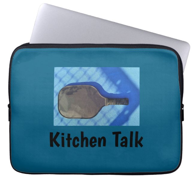Kitchen Talk Pickleball  Laptop Fodral (Framsidan)