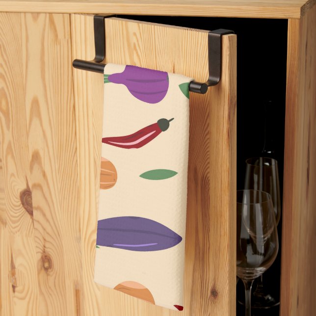 Kitchen Towel – Eggplant, Chili, Peas & Onions Pat Kökshandduk (Thirds Fold)