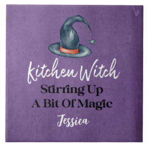 Kitchen Witch Lila Monogrammed Halloween Kakelplatta