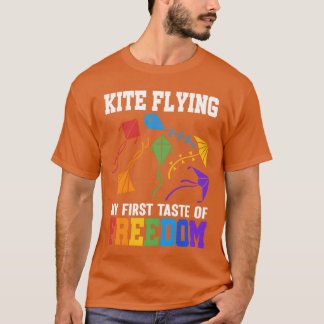 Kite Flying Freedomhrowback Hobby Colorful Kite gi T Shirt