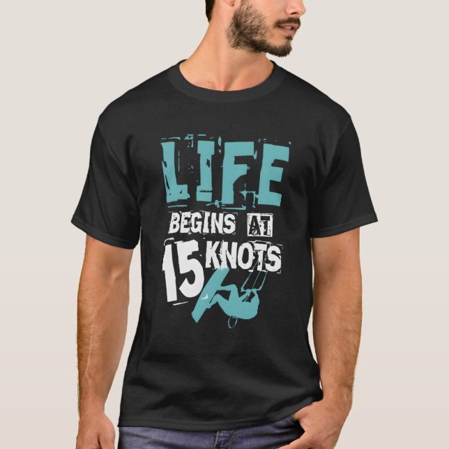 Kiteboarding T Shirt Kitesurfing Gift 15 Knots Kit (Framsida)