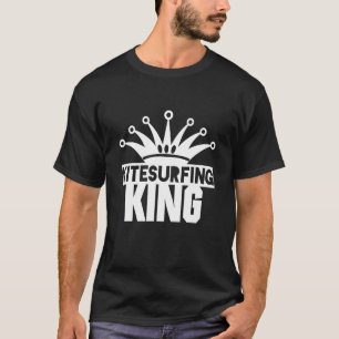Kitesurf Kiteboarding Kung som flyger en drake på T Shirt