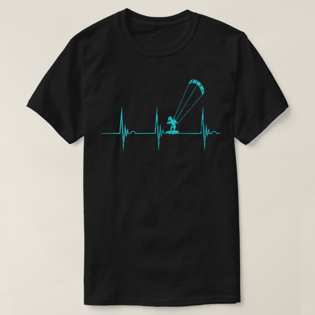 Kitesurfing Kitesurfer Heartslag EKG Pulse Kiteboa T Shirt (Design framsida)