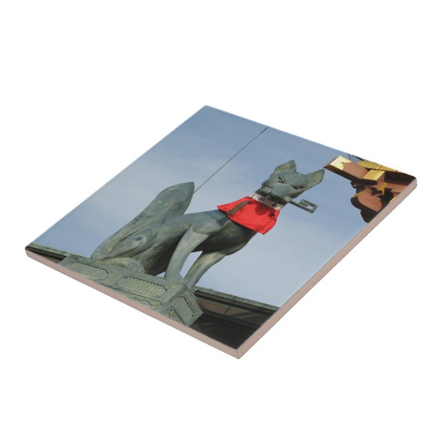 Kitsune キ ツ (Fox) med Nyckel i munnen Kakelplatta (Sidan)