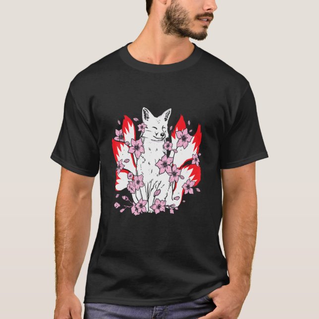 Kitsune fox with japanese kitsune and cherry bloss t shirt (Framsida)