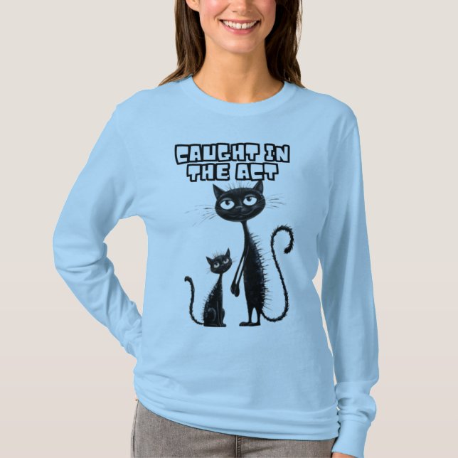 Kitten Duo: Black Kitten och hennes lilla vän T Shirt (Framsida)