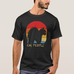 Kitten Ew-folk som säger att kattkött vid Ansikte- T Shirt