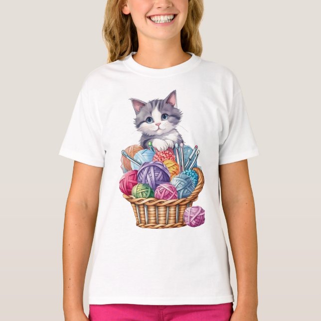 Kitten i Knitting Basket of Wool T Shirt (Framsida)
