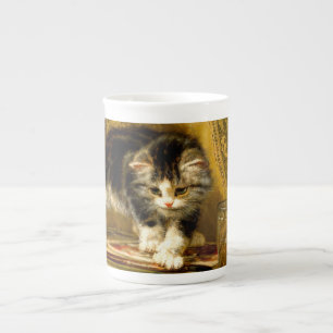 Kitten med färg och penslar benporslin mugg