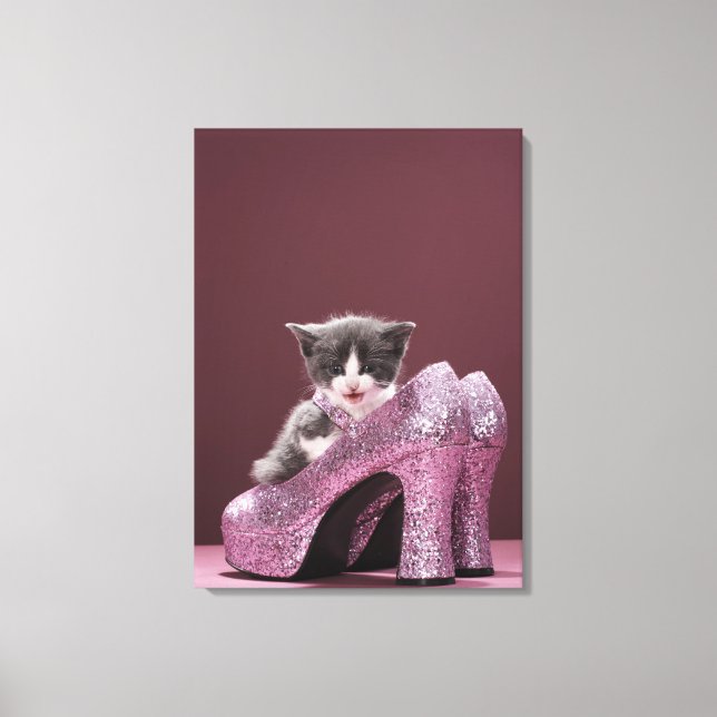 Kitten sitta i glitter-skor canvastryck (Framsida)
