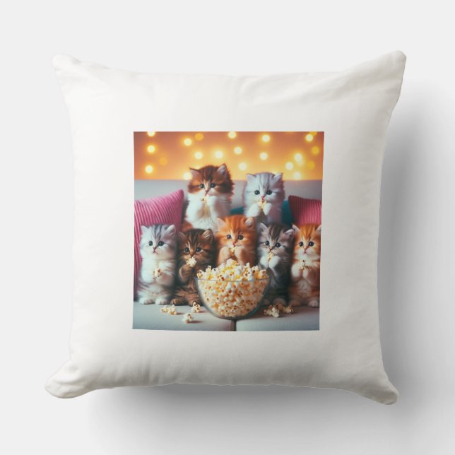 Kittens nöje att äta popcorn kudde (Framsida)