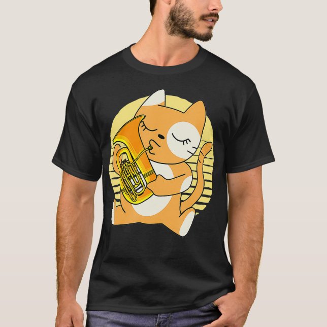 Kitty Playing Euphonium Instrument Musician Pet T Shirt (Framsida)