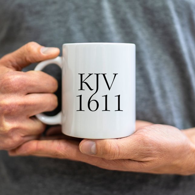 KJV AV 1611 Black Typography Kaffemugg (Skapare uppladdad)