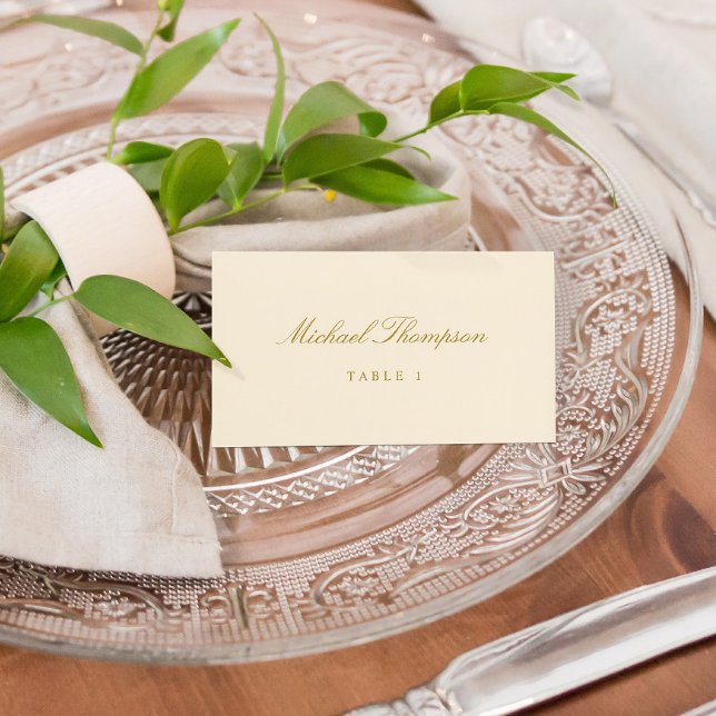 Kläder och Guld Elegant bröllop Plattor (Cream and Gold Wedding Place Cards - Simple Elegant Script)